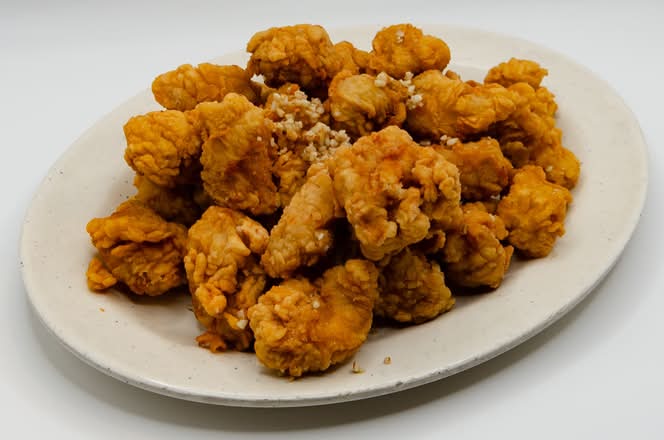 Deep-fried Dry Garlic Boneless Pork 蒜干肉